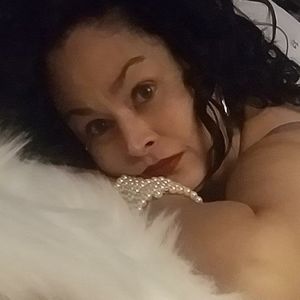 Meet your Posher, Isa